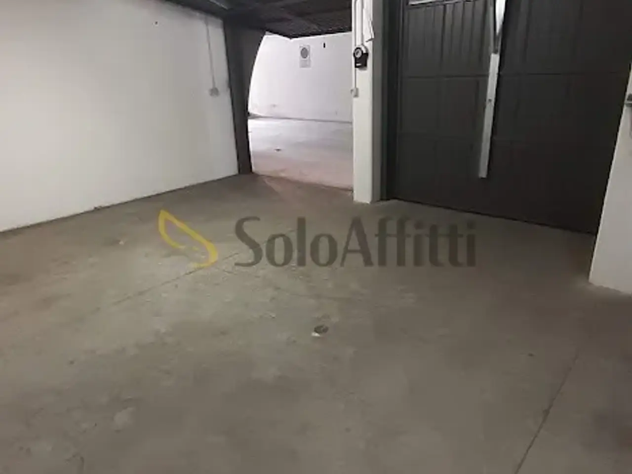 Parcheggio chiuso in Piazza Falcone E Borsellino 21, Forli', {3} - Foto 2