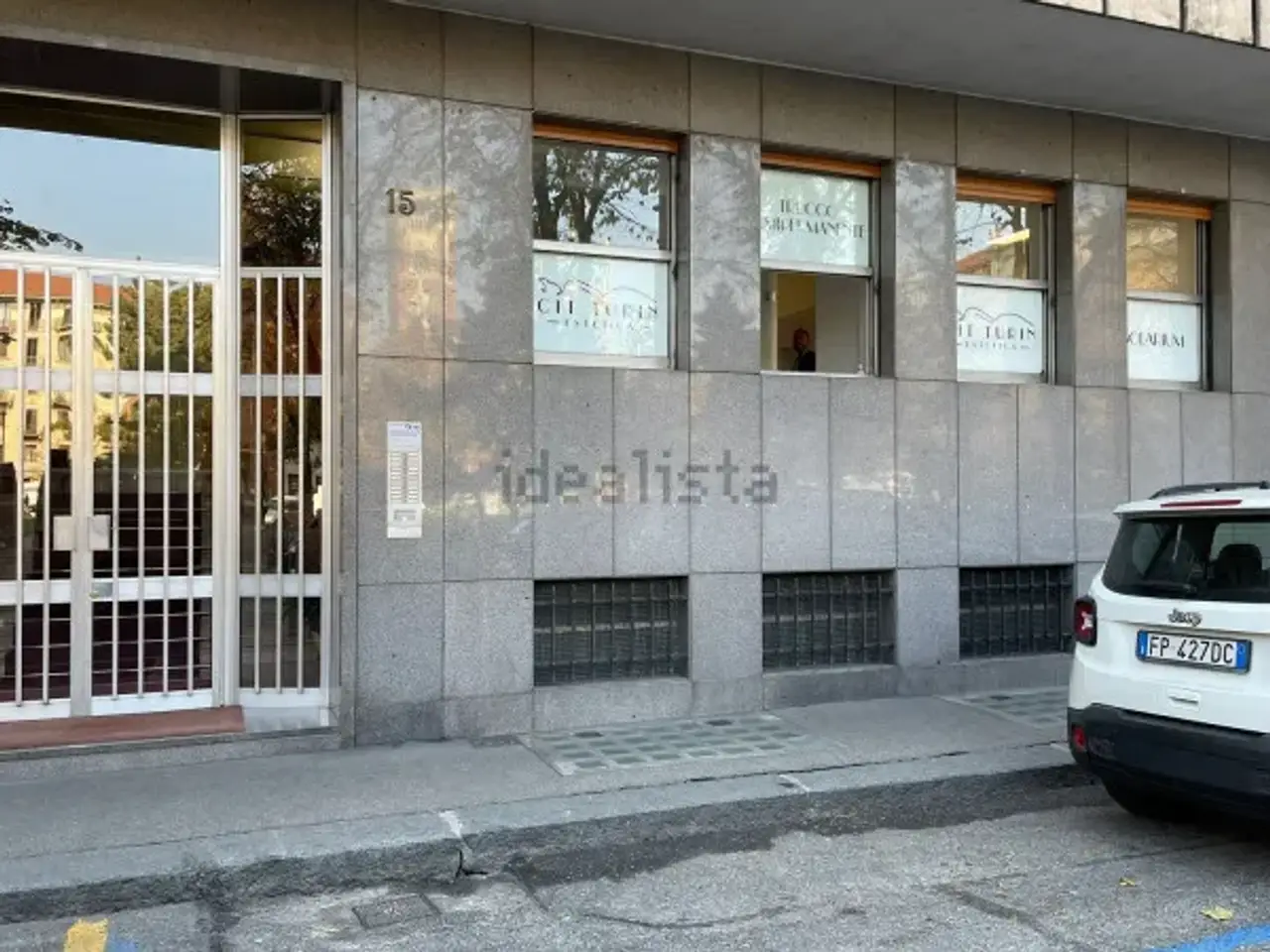 Negozio in Via Susa 15, Torino, {3} - Foto 2