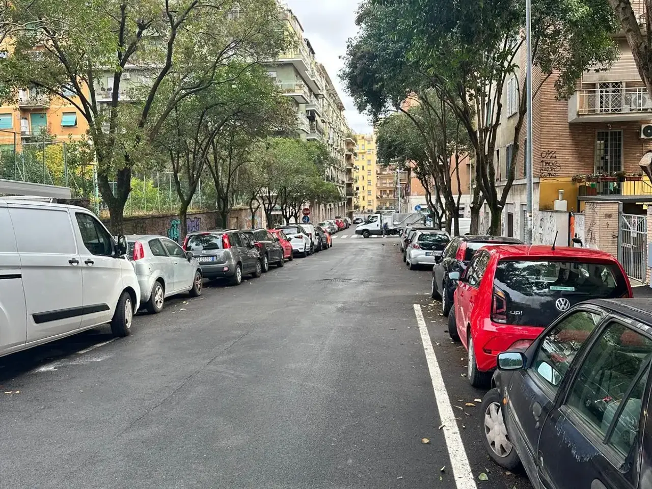 Negozio in Via Giovanni Maggi, Roma, {3} - Foto 1