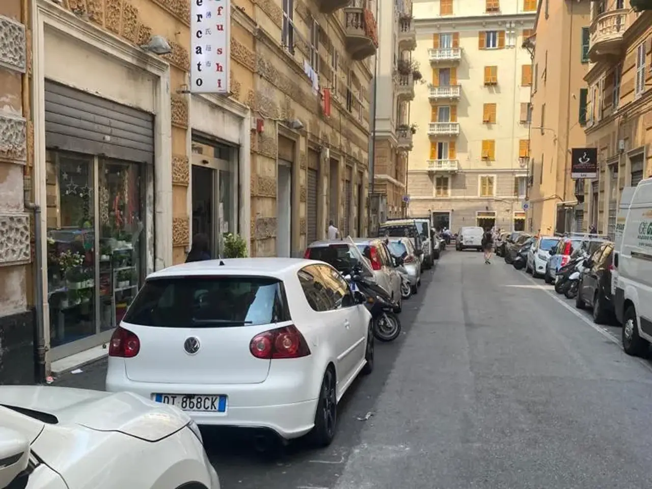 Palazzina commerciale in Via Rolando, Genova, {3} - Foto 2