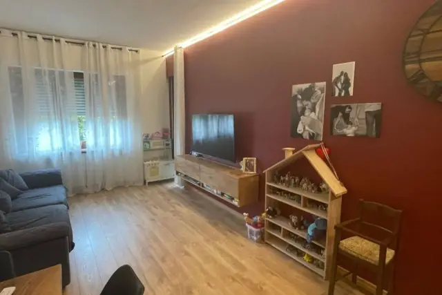 Vierzimmerwohnung in Spalto Marengo 98, Alessandria - Foto 1