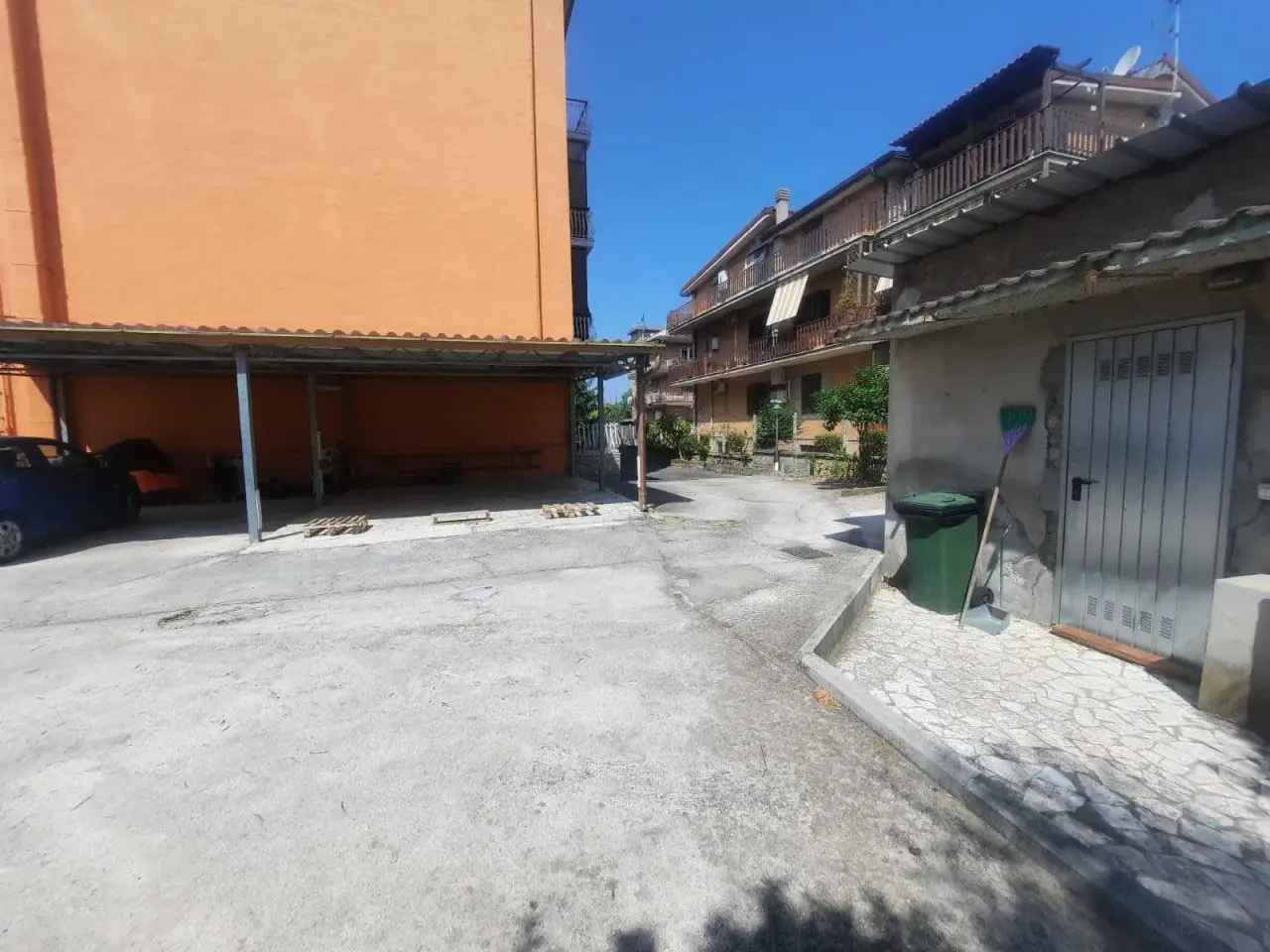 Parcheggio chiuso in Via Caltavoturo, Roma, {3} - Foto 1
