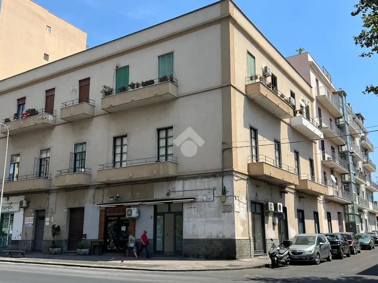 Negozio in Negozio Viale Vittorio Veneto 64, Catania, {3} - Foto 1