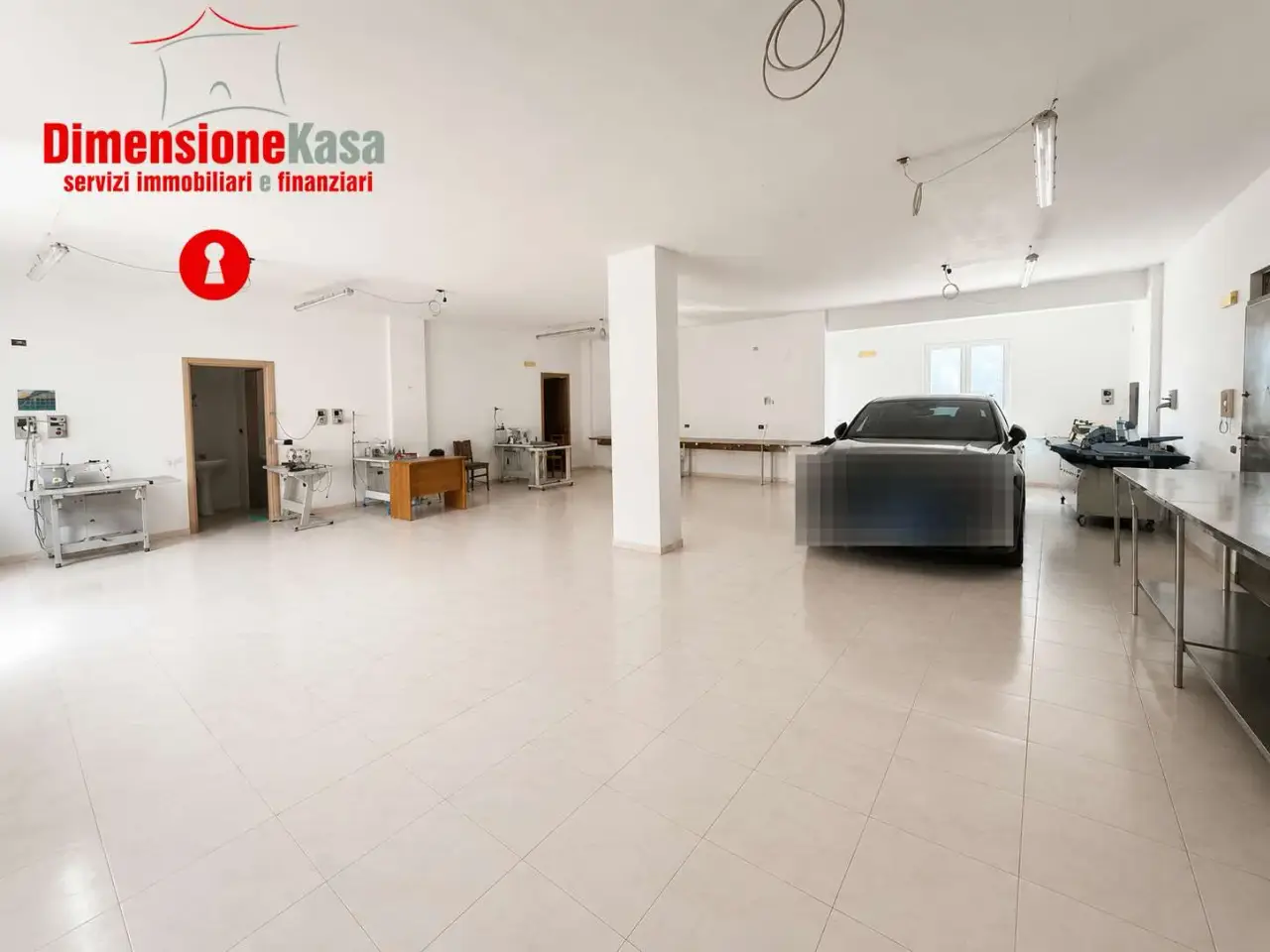 Palazzina commerciale in Via Polvica, San Felice A Cancello, {3} - Foto 1