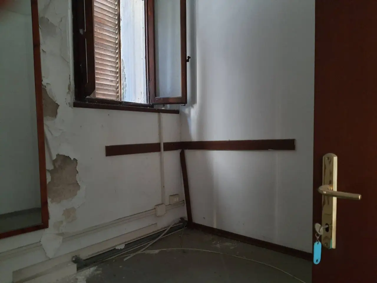 Esercizio commerciale in Via F. Rosselli, Santa Croce Sull'Arno, {3} - Foto 1
