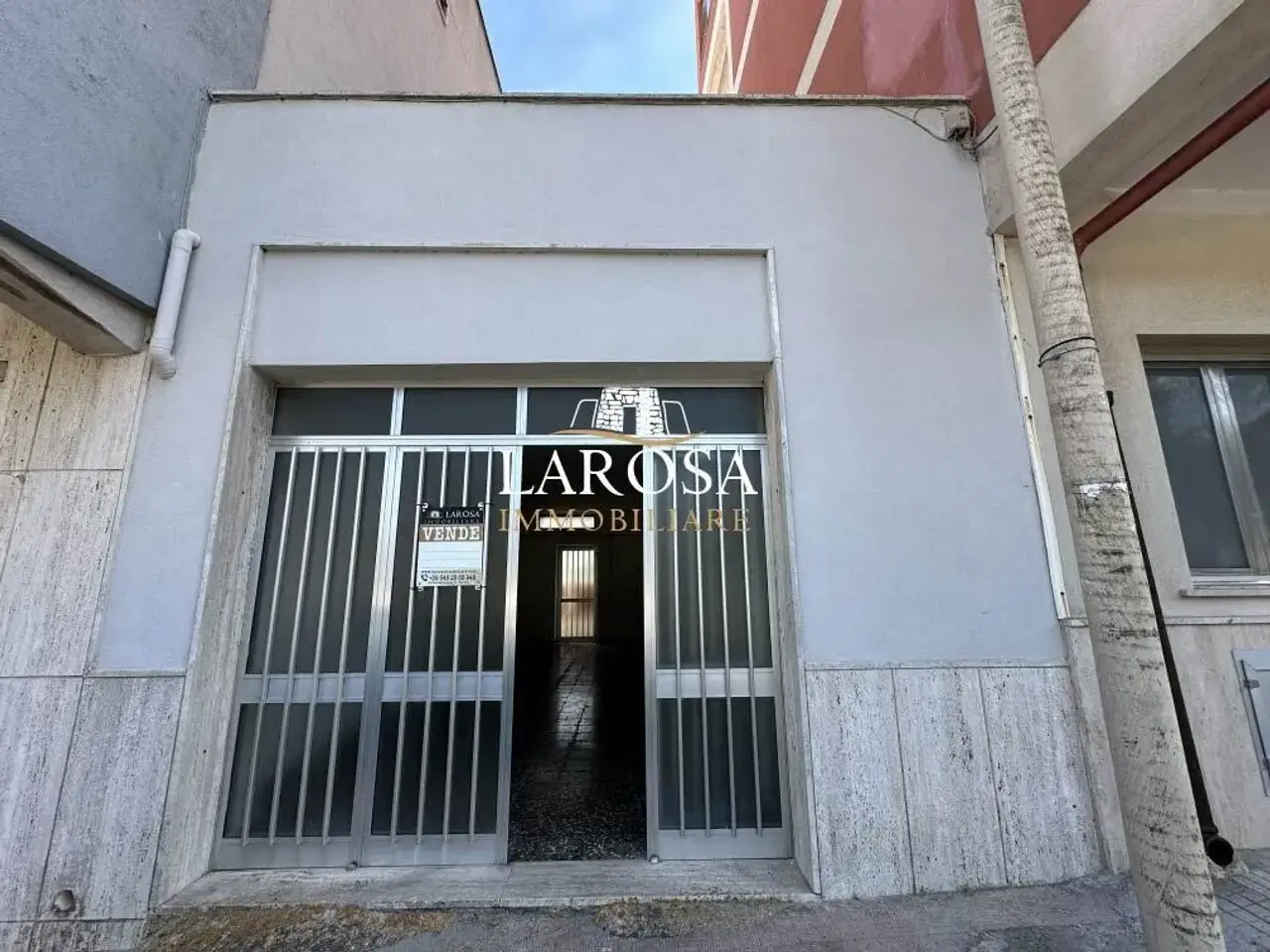 Parcheggio chiuso in Via Rinascimento 2, Melendugno, {3} - Foto 1