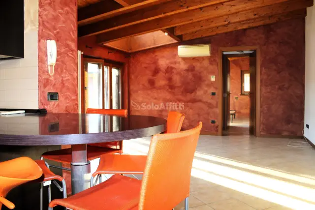 2-room flat in Via Roma, Garbagnate Milanese - Photo 1