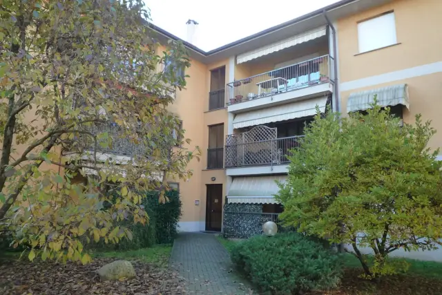 3-room flat in Via Uguaglianza 62, Vergiate - Photo 1