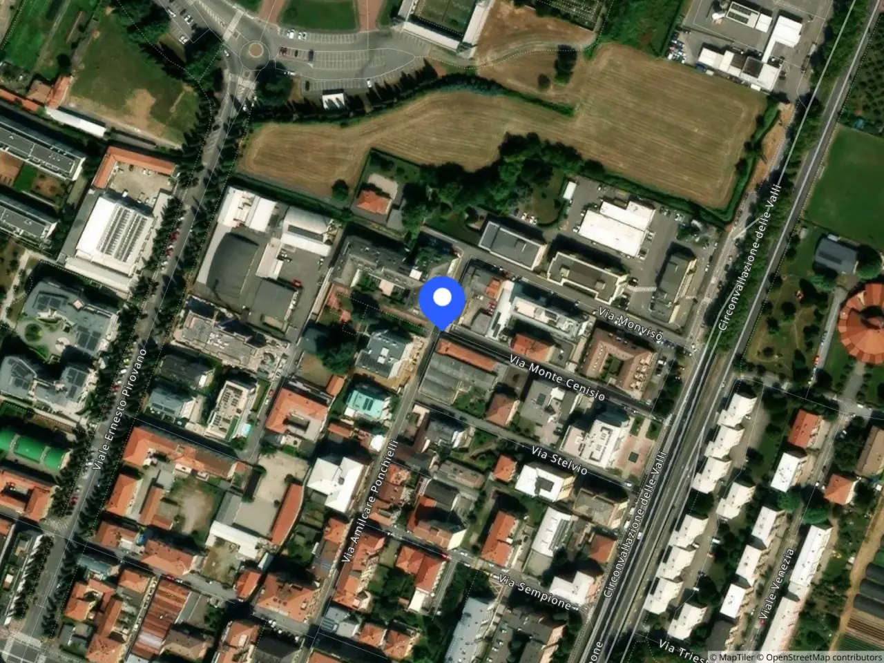 Autorimessa in Via Monte Cenisio, 24125 Bergamo Bg, Italia 24125, Bergamo, {3} - Foto 2