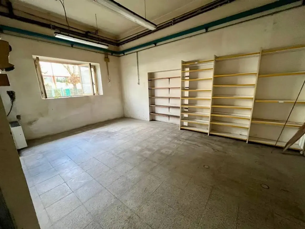 Laboratorio in , Arezzo, {3} - Foto 1