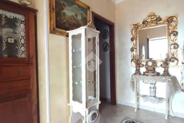 3-room flat in Via Vincenzo Cilento 25, Napoli - Photo 1