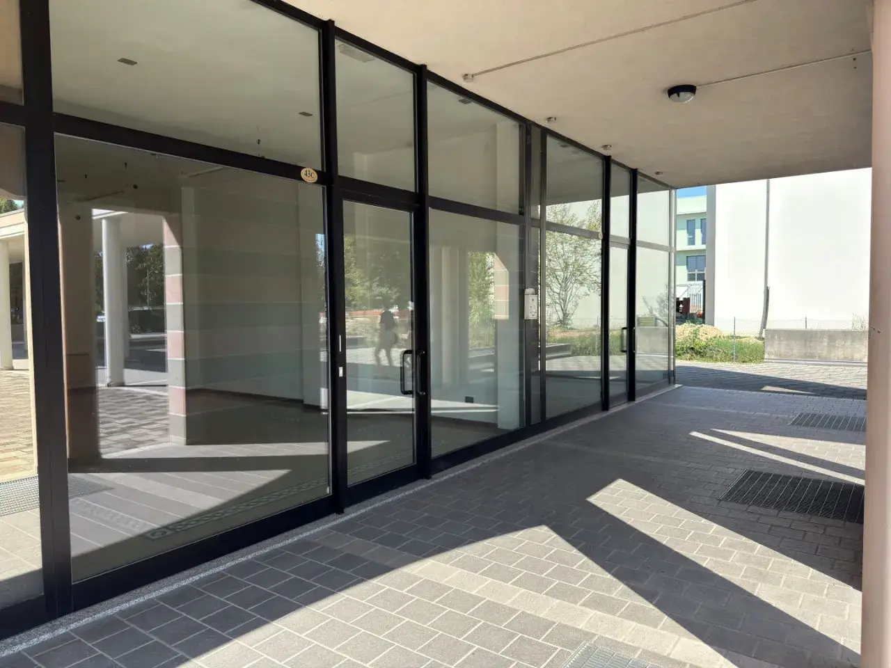 Negozio in Viale Giuseppe Mazzini, Abano Terme, {3} - Foto 1