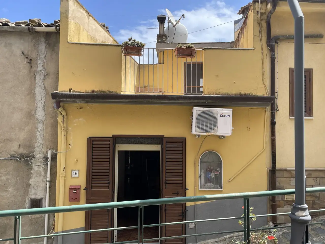 Fabbricato misto in Archimede 3, Reitano, {3} - Foto 1