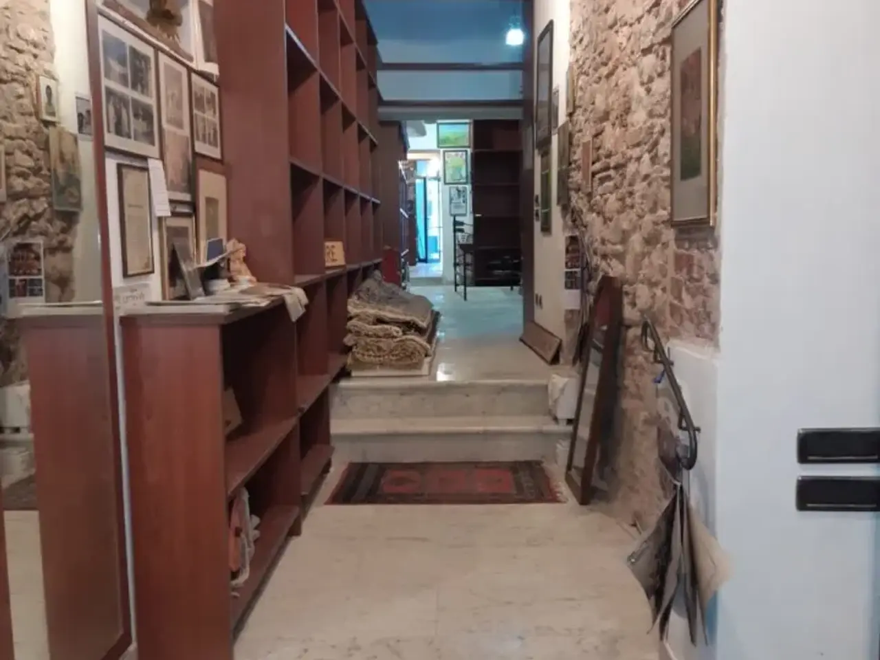 Negozio in , Carrara, {3} - Foto 1