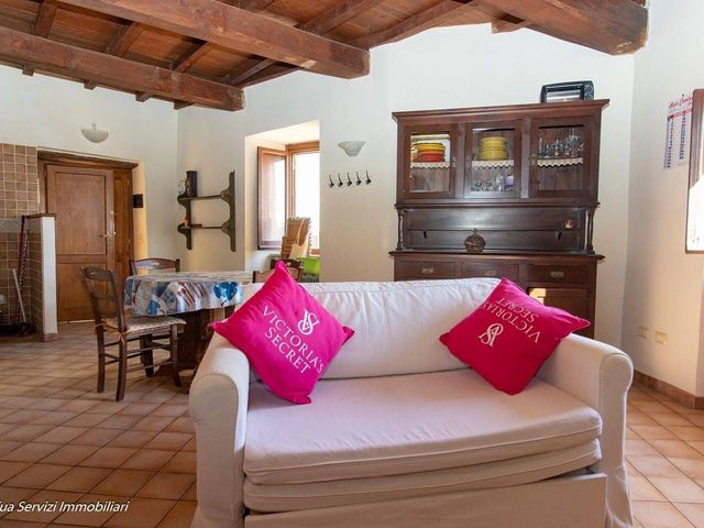 3-room flat in Via della Svolta, Attigliano - Photo 1