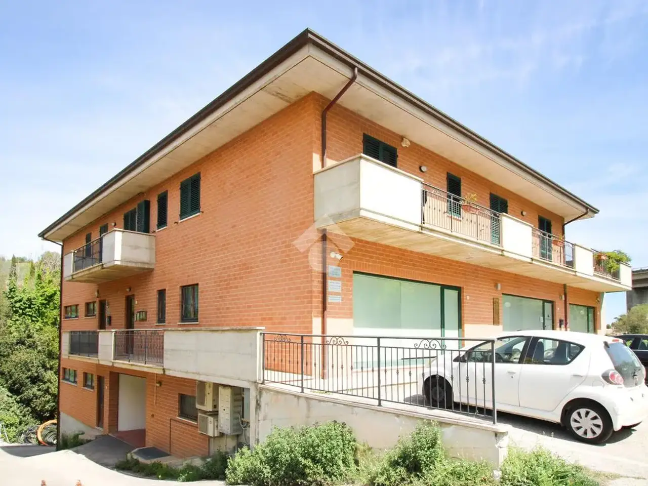 Laboratorio in Via Fossaceca 7, Porto San Giorgio, {3} - Foto 1