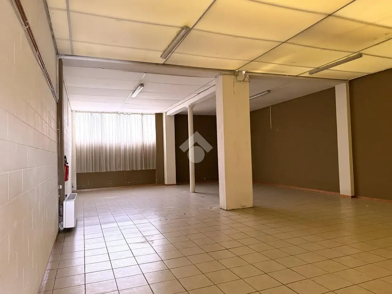 Negozio in Viale Pedavena 9, Feltre, {3} - Foto 1