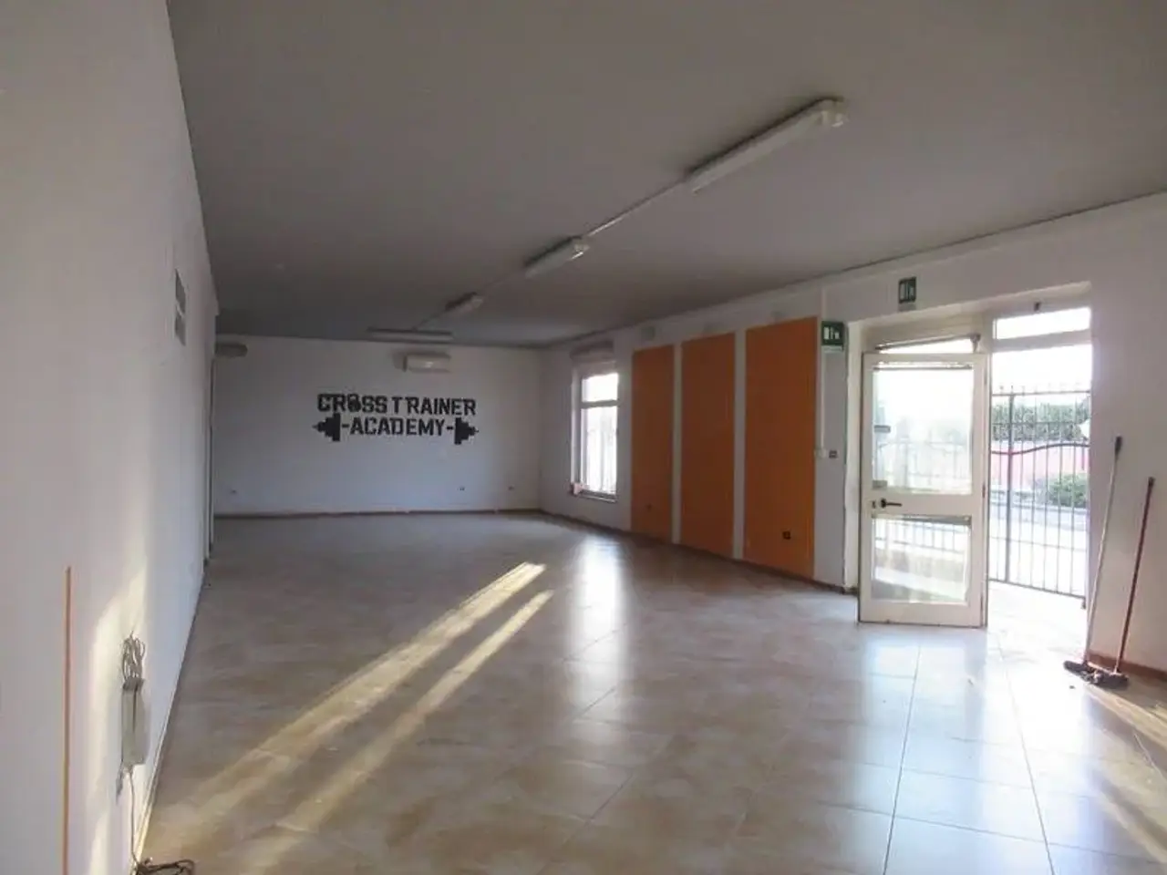 Negozio in Via Nazionale 58, Cepagatti, {3} - Foto 1