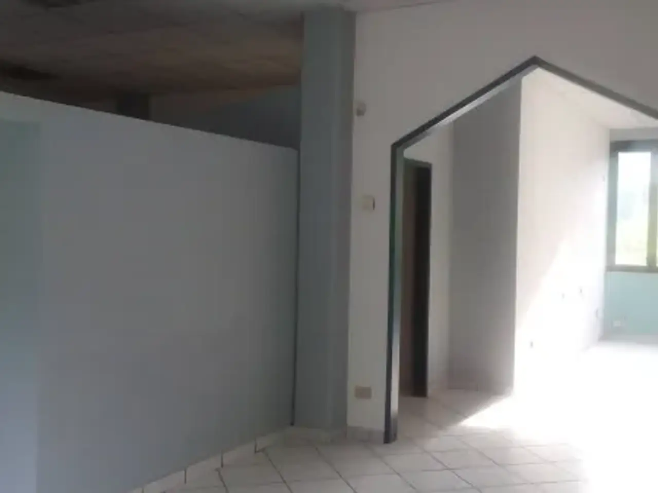 Negozio in Strada di San Rocco, Terni, {3} - Foto 1