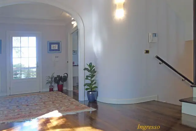 insertion image