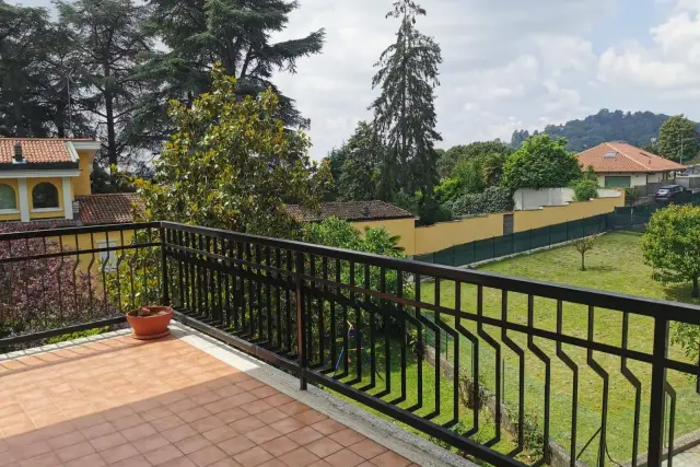 4-room flat in Via delle Rose 3, Pino Torinese - Photo 1