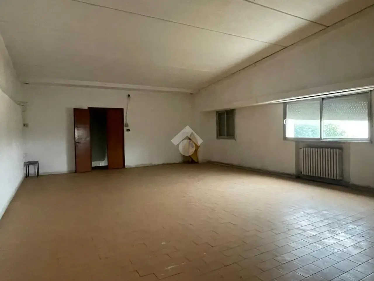 Ufficio in Via Mascarino 14, Pieve Di Cento, {3} - Foto 1