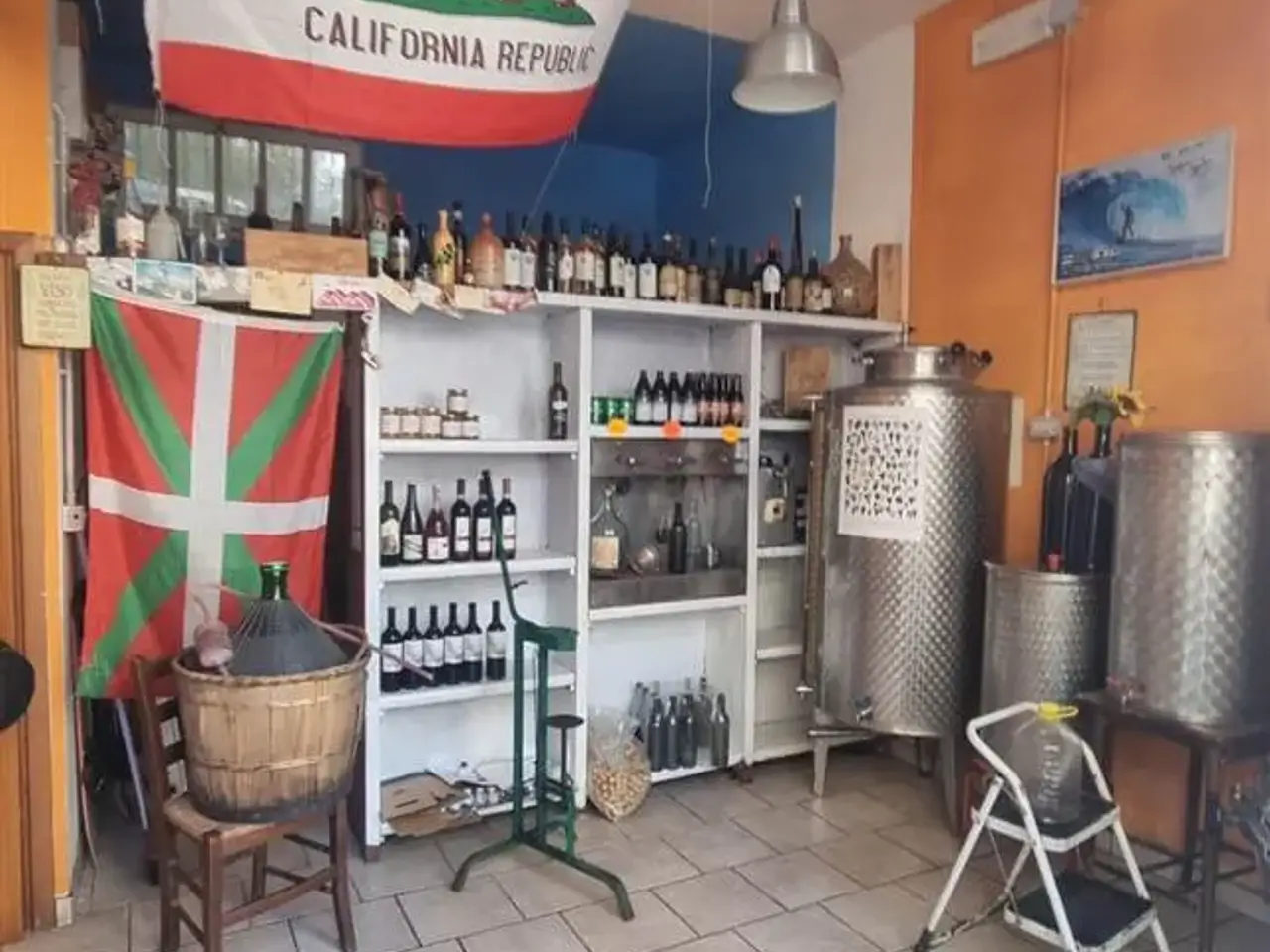 Esercizio commerciale in  Livorno, Livorno, {3} - Foto 2