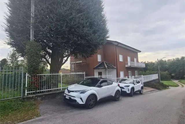 Villa in Via Nicolo' Tomaseo, 13, Olgiate Comasco - Foto 1