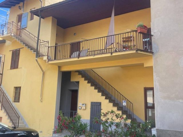 2-room flat in Via Don Giovanni Rossi 15, Triuggio - Photo 1