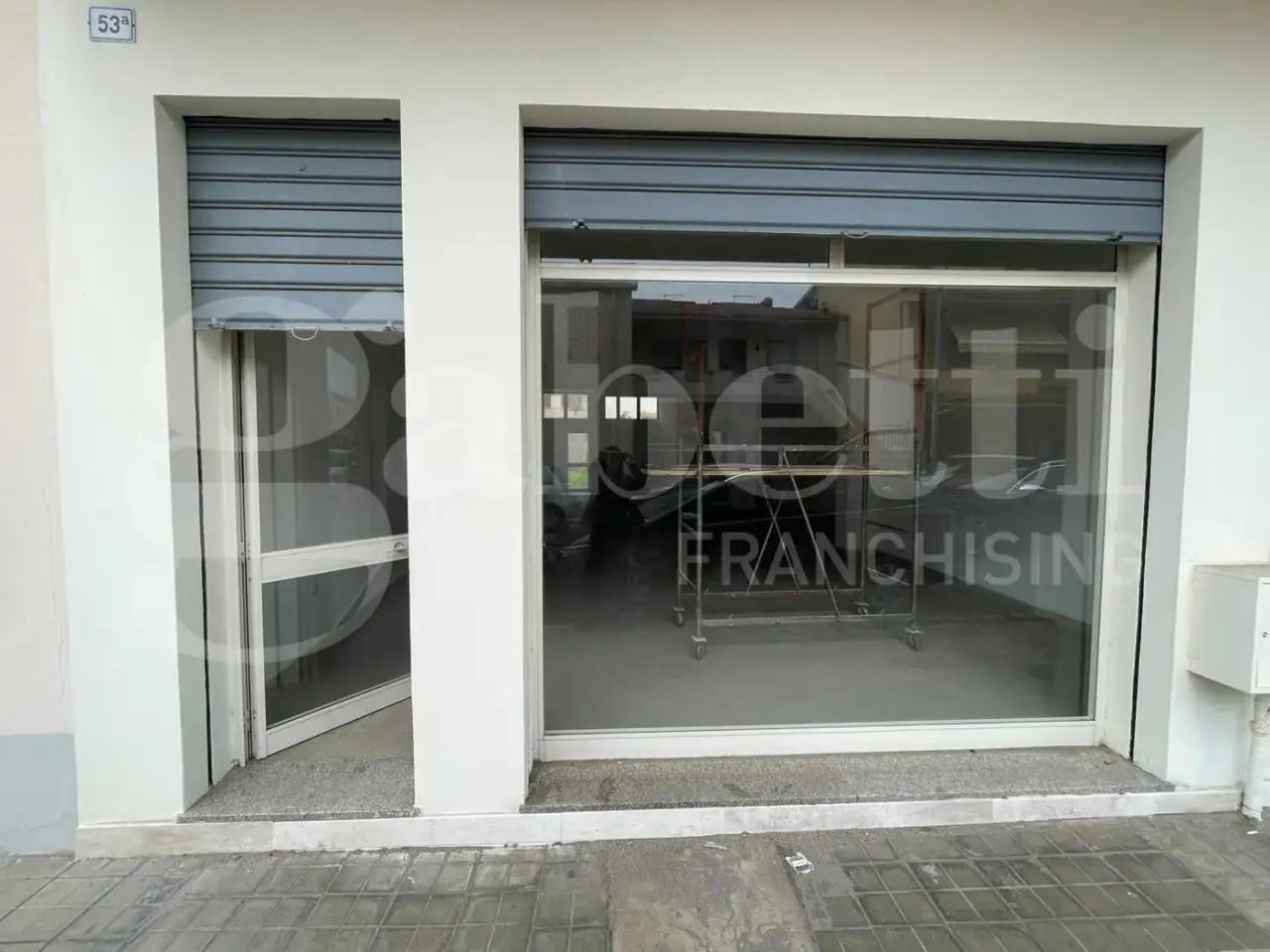 Negozio in Via Amsicora 53, Oristano, {3} - Foto 2