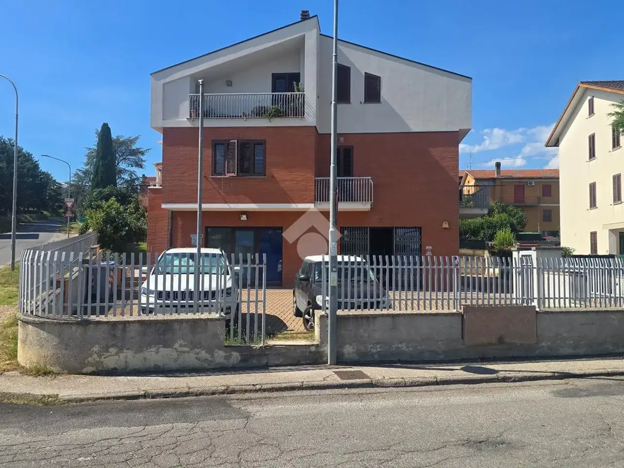 Negozio in Via della Mongolfiera 4, Perugia, {3} - Foto 2