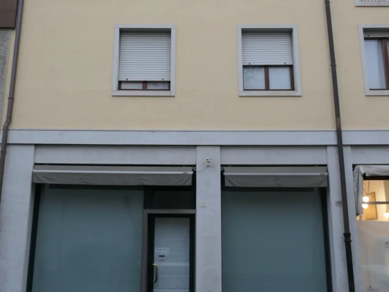 Negozio in Via dei Torriani 11, Udine, {3} - Foto 1
