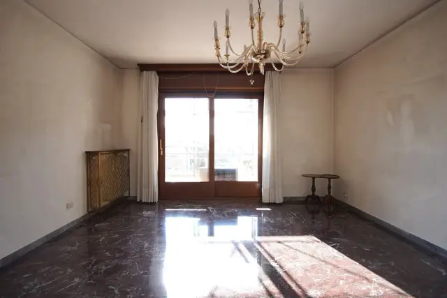 Appartamento in vendita, Viale Garibaldi 60, Venezia - Foto 1