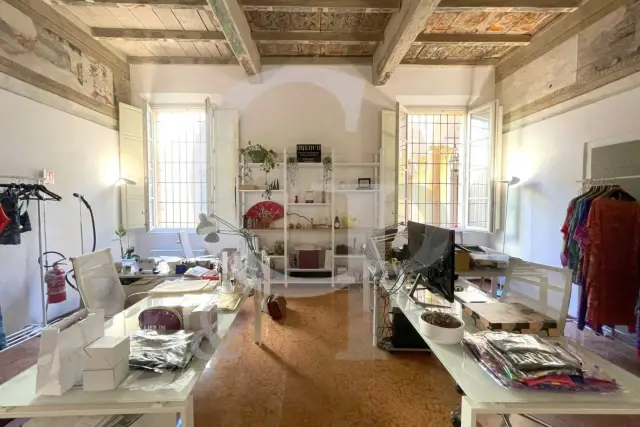 Shared office in Via Nosadella 38, Bologna - Photo 1