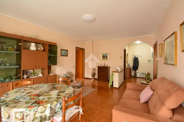 3-room flat in Via Giovanni XXIII 8, Busnago - Photo 1