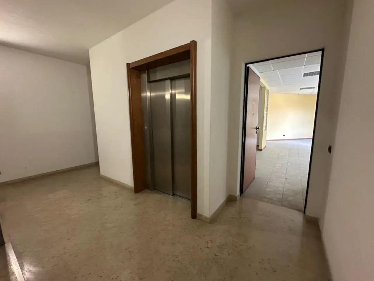 Ufficio in Via degli Artigiani 14, Este, {3} - Foto 2