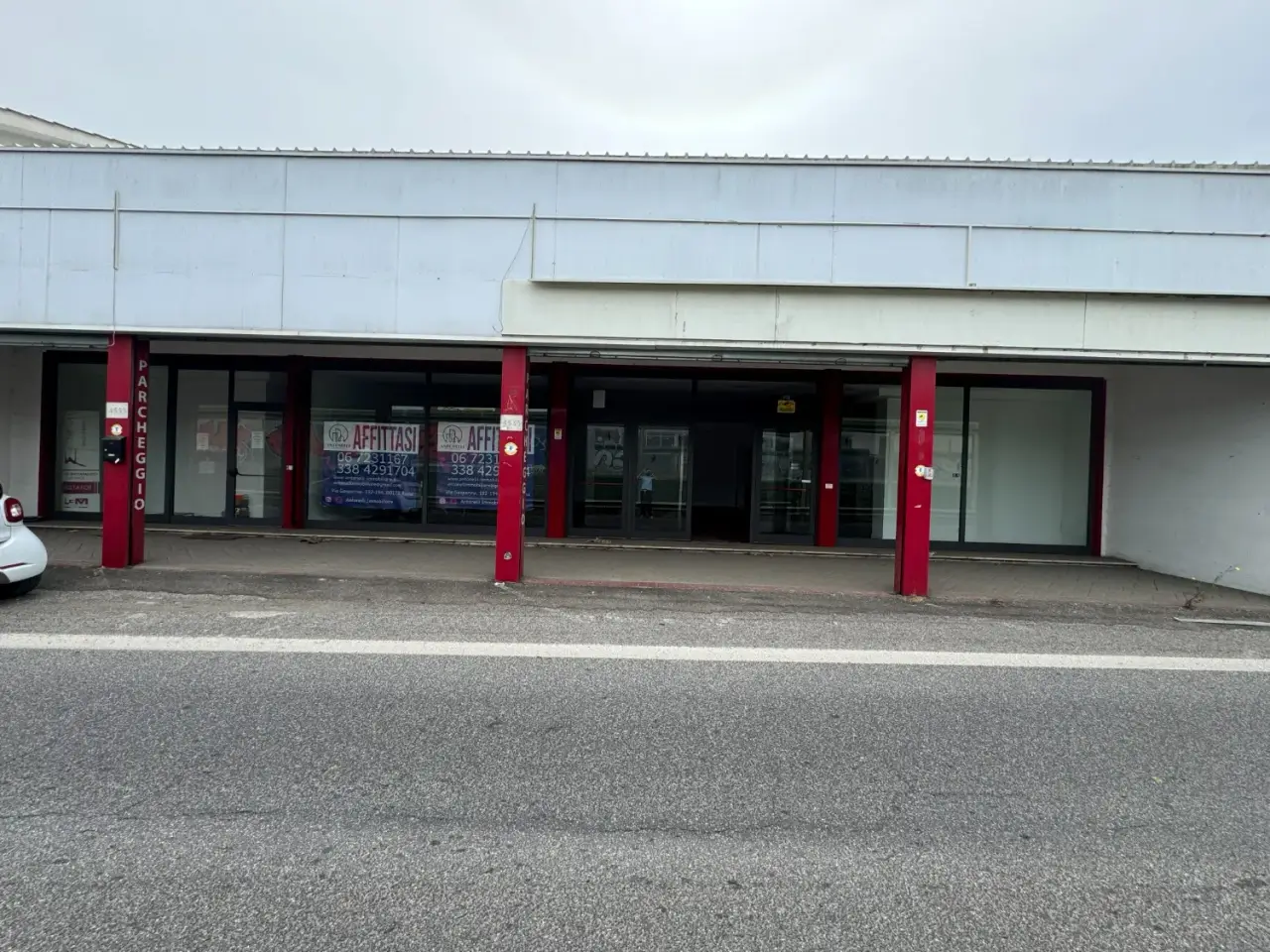 Negozio in Circonvallazione Orientale 4533, Roma, {3} - Foto 1