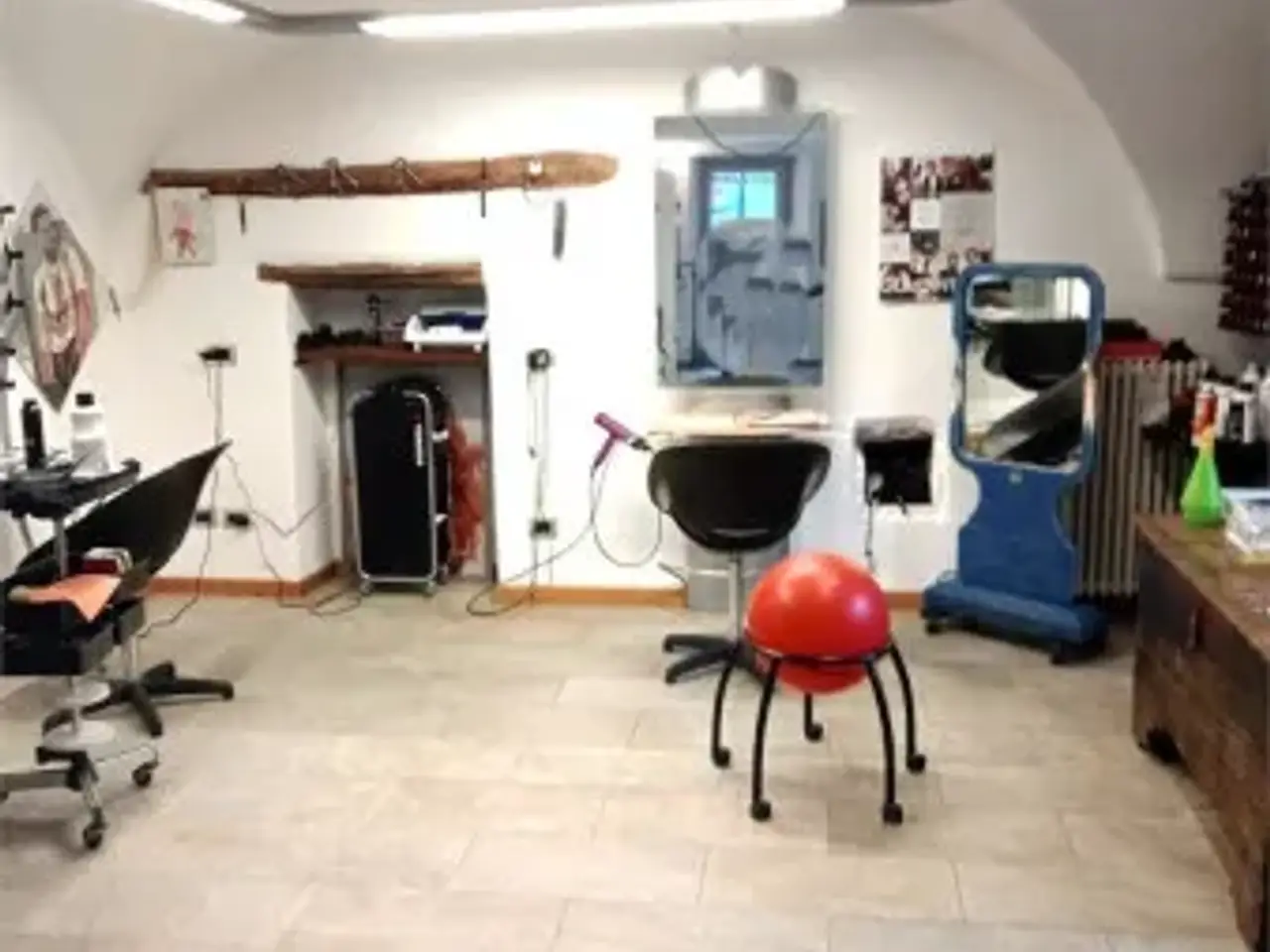 Negozio in Via Chanoux, Hone, {3} - Foto 1