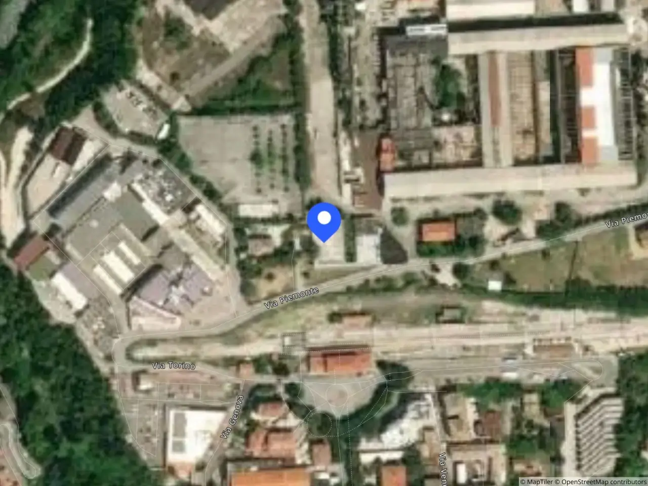 Fabbricato misto in Via Piemonte 8 8, Ascoli Piceno, {3} - Foto 1