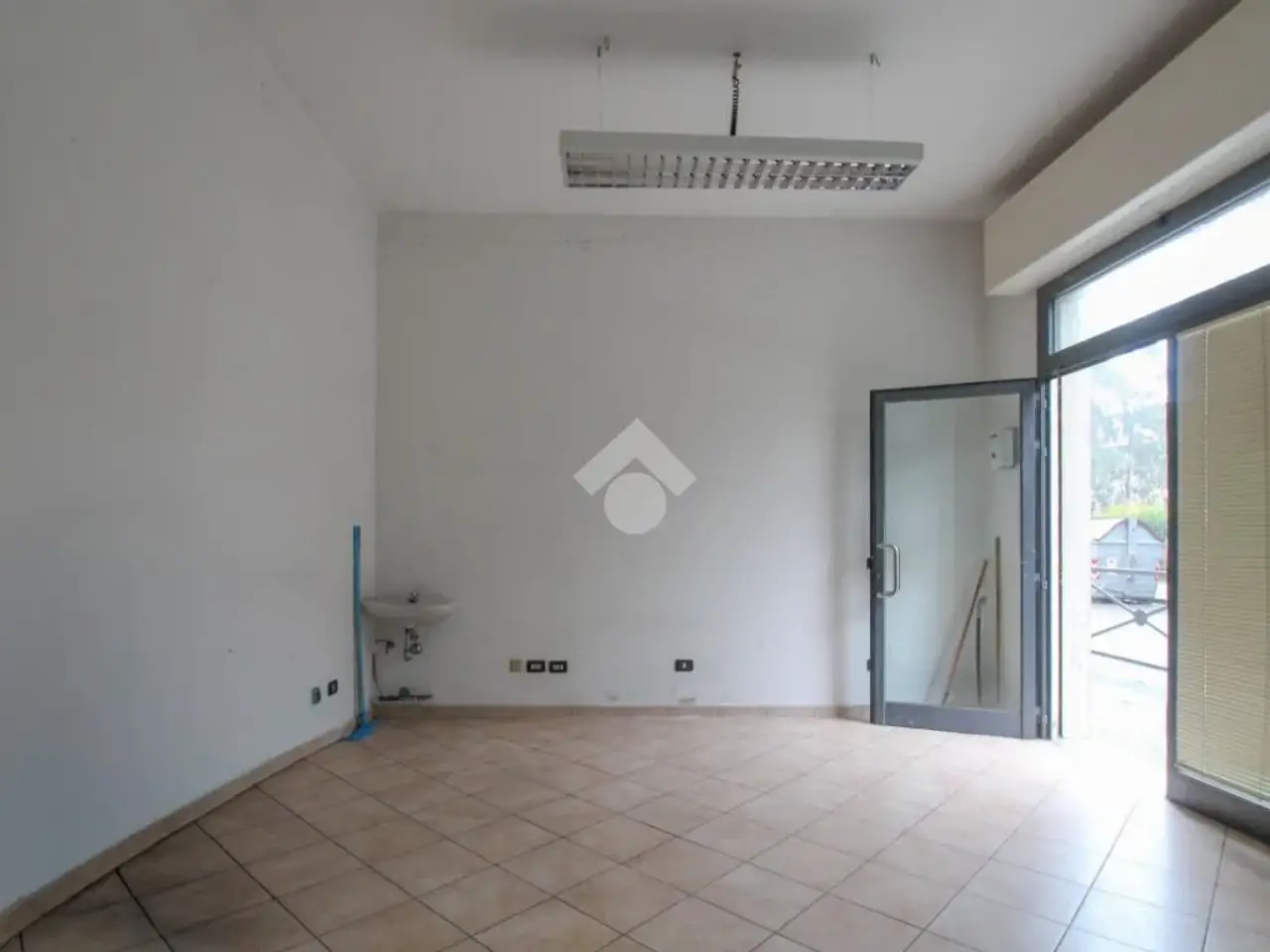 Negozio in Viale Gian Giacomo Carandini, Formigine, {3} - Foto 1
