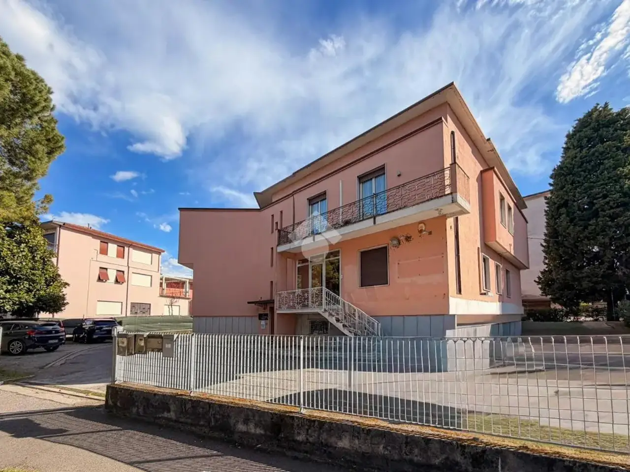 Ufficio in Via Guglielmo Marconi 1, Desenzano del Garda, {3} - Foto 1