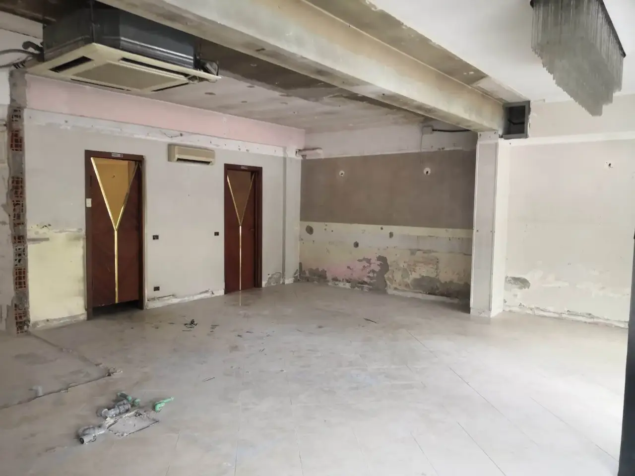 Negozio in , Modena, {3} - Foto 2