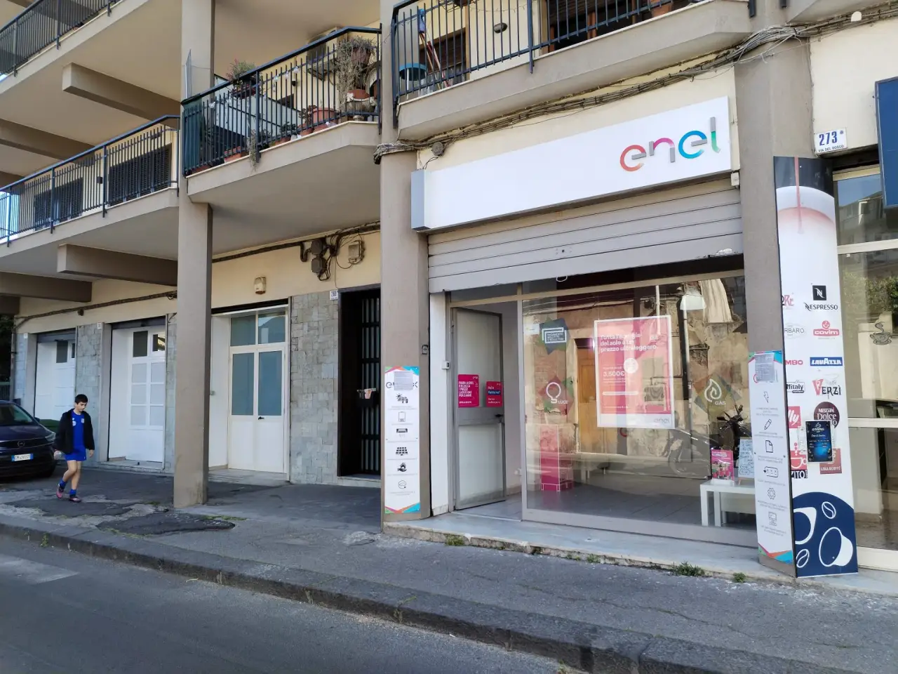 Locale commerciale in Via del Bosco 271, Catania, {3} - Foto 1