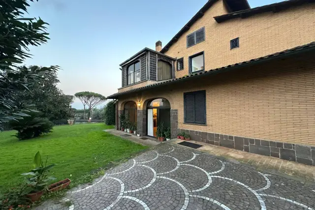 Villa in Via della Giustiniana 601, Roma - Foto 1