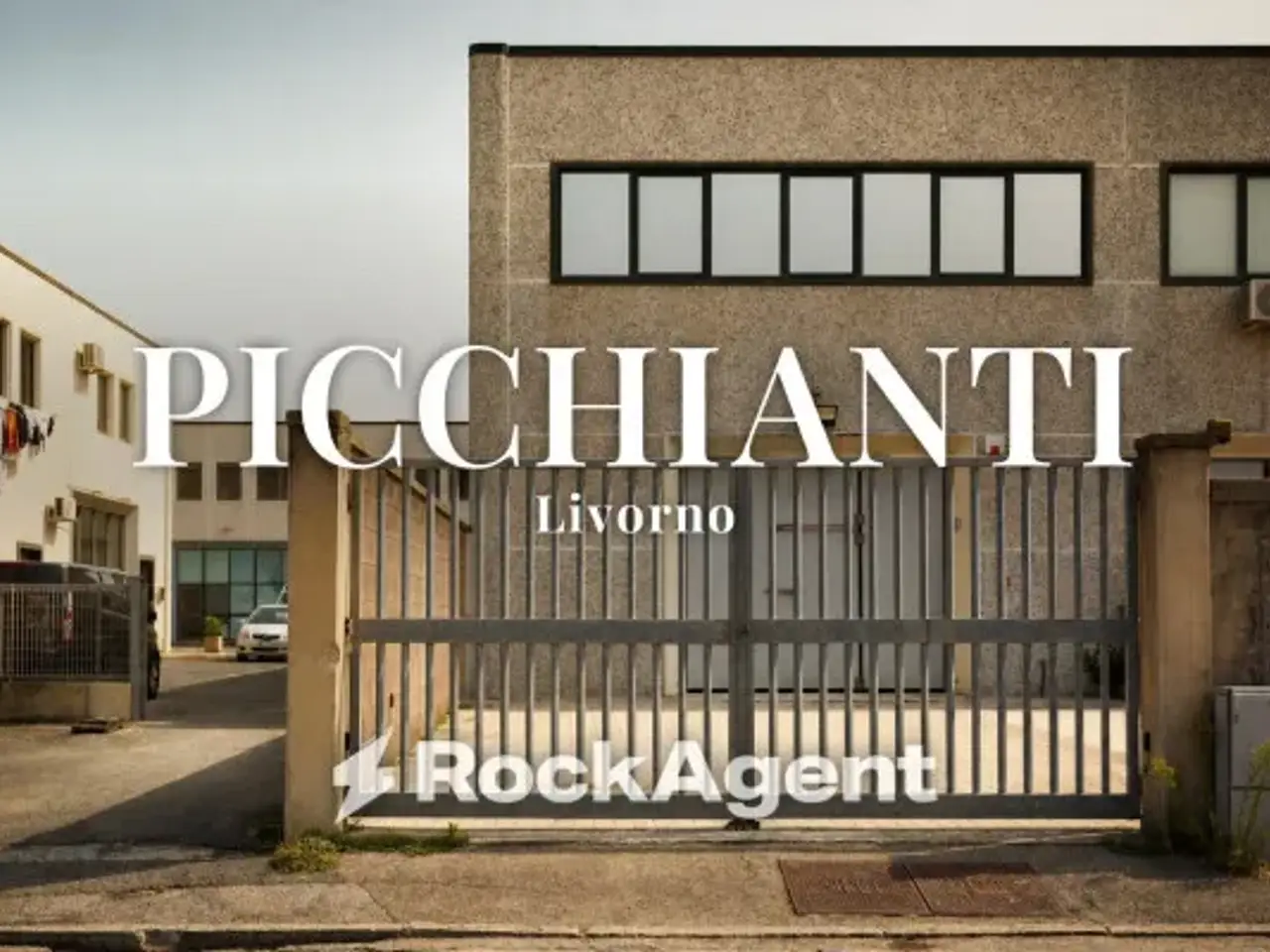 Capannone in Via Gian Battista Guarini 54, Livorno, {3} - Foto 1