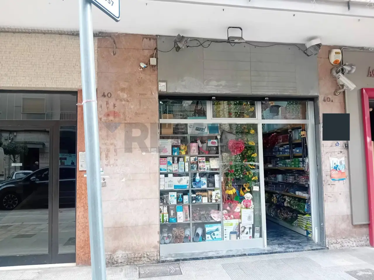 Negozio in Viale Japigia 40, Bari, {3} - Foto 2