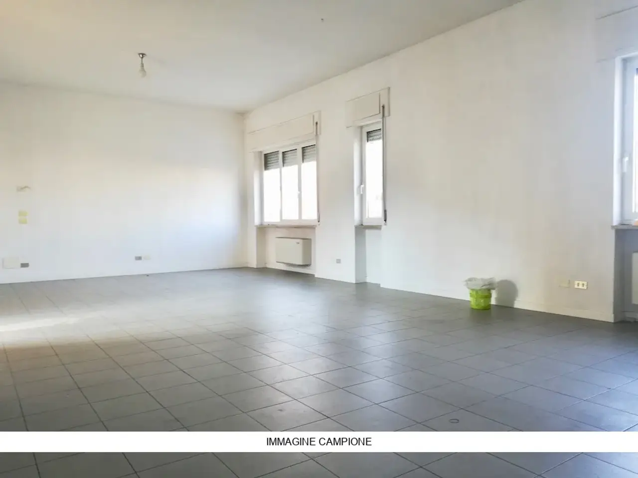 Ufficio in , Verona, {3} - Foto 1