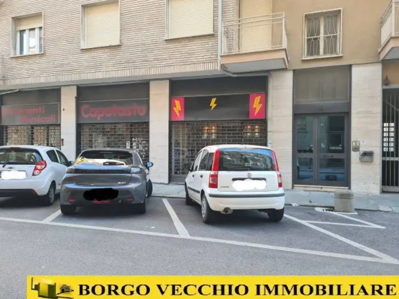 Negozio in Via Sebastiano Grandis 16, Cuneo, {3} - Foto 1