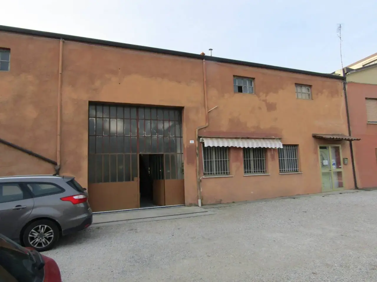Capannone in Via 4 Novembre 5, Terre del Reno, {3} - Foto 1