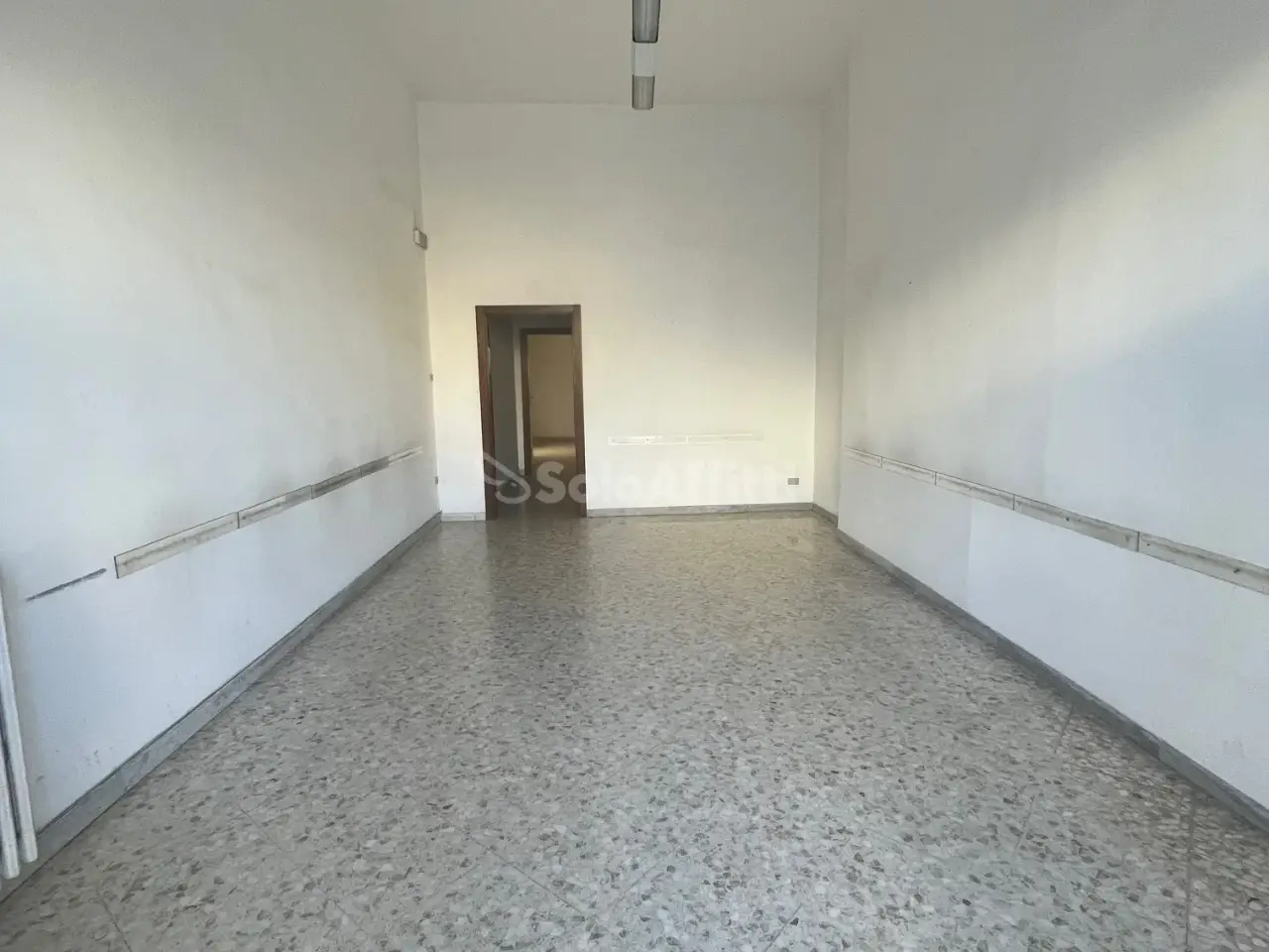 Negozio in Via delle Lamie 3, Bari, {3} - Foto 2